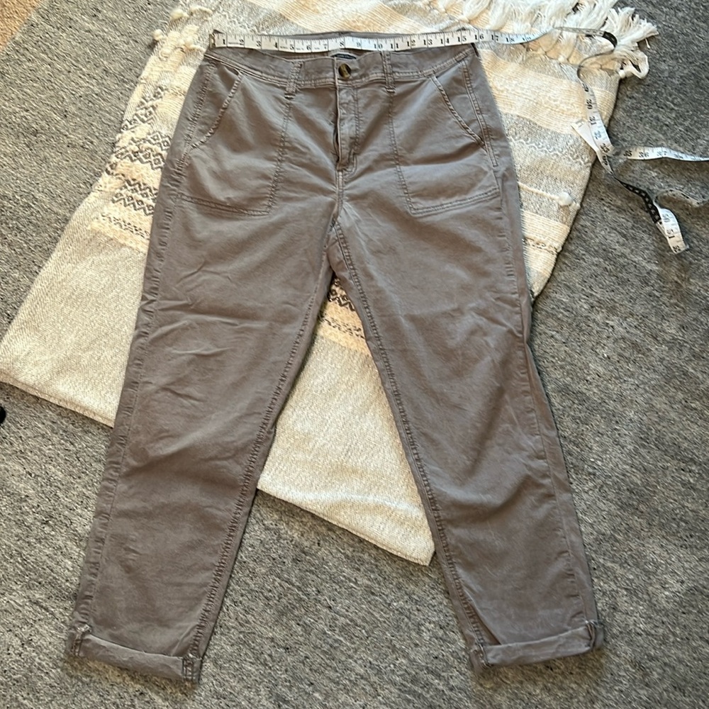 American Eagle pants